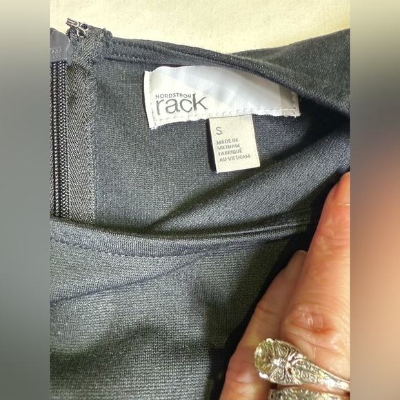 NORDSTROM RACK Black Asymmetrical twist front sleeveless Top size S - Picture 10 of 13